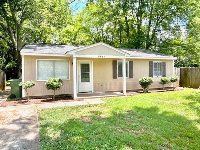 Building Photo - Available now. THREE BEDROOM - CLOSE TO ALABAMA A&M!