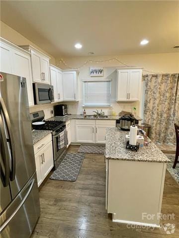 Building Photo - Home in Highland Park