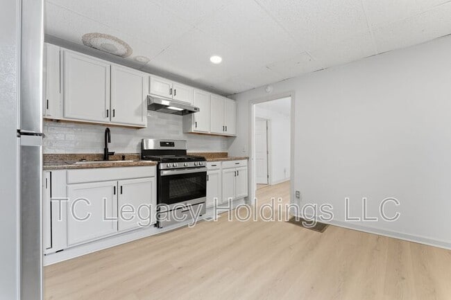 Photo - 16 Flint St Unit 101