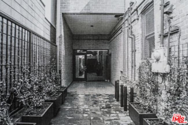 Photo - 914 N Fairfax Ave Unit 201