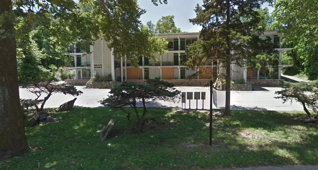 1BR/1BA West Campus - Short distance to Mi... - 1BR/1BA West Campus - Short distance to Mi... Apartment Unit 205