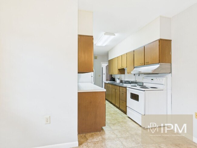 Photo - 45 S Main St Unit Apt 2