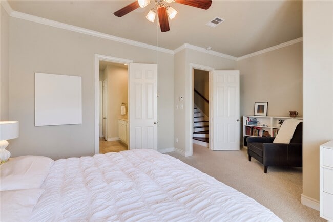 Photo - 1716 Edwards St