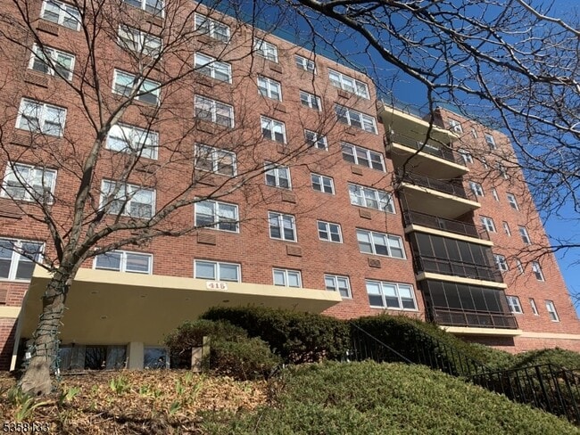 Photo - 415 Claremont Ave Condo Unit 5H