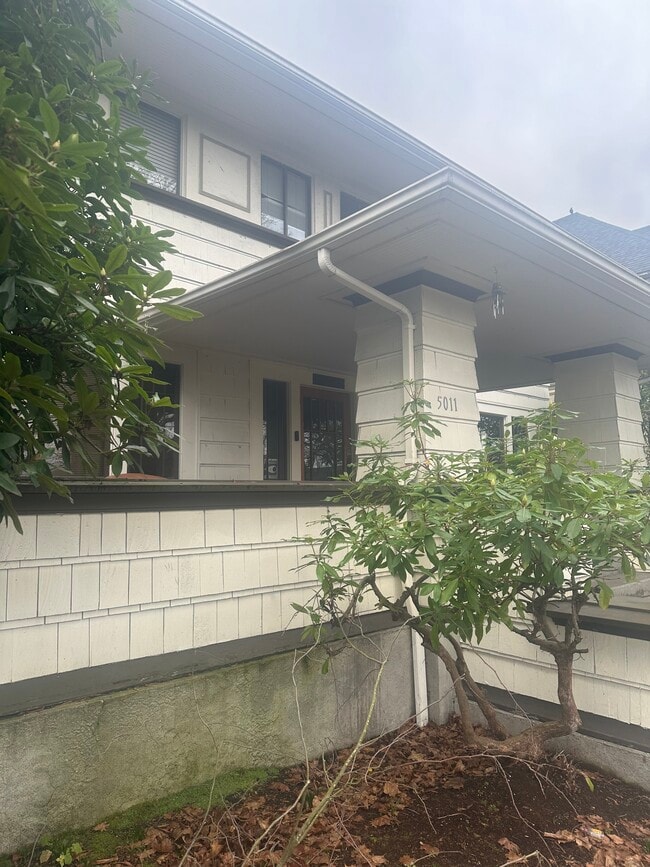 Photo - 5011 18th Ave NE