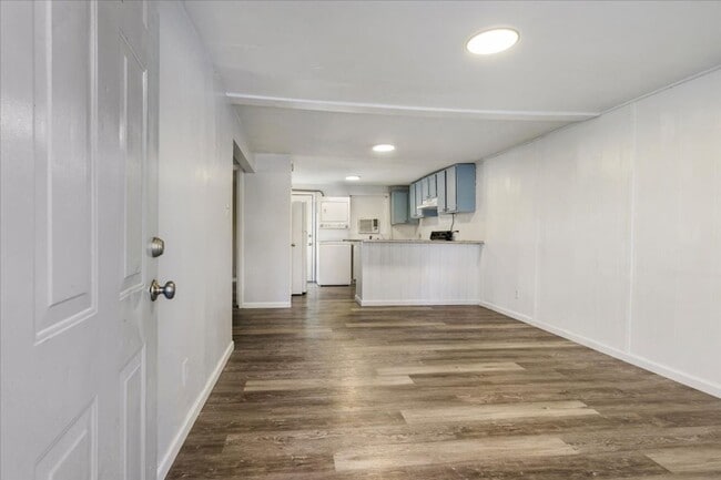 1507 E 33rd St Unit 1511 E. 33rd St.