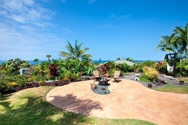 Photo - UNFURNISHED 3/2 PRIVATE HOME WITH OCEAN VIEW! AVAILABLE NOW!
