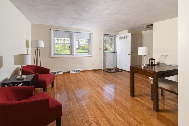 Oak Street Apartments