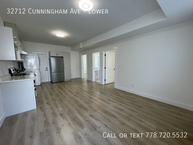Bright 2 Bedroom UTILITIES INCLUDED