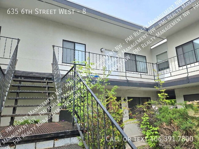 Building Photo - 635 6th St W Unit 8