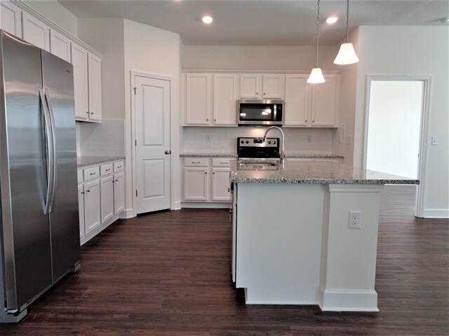 Photo - 4824 Reisswood Loop