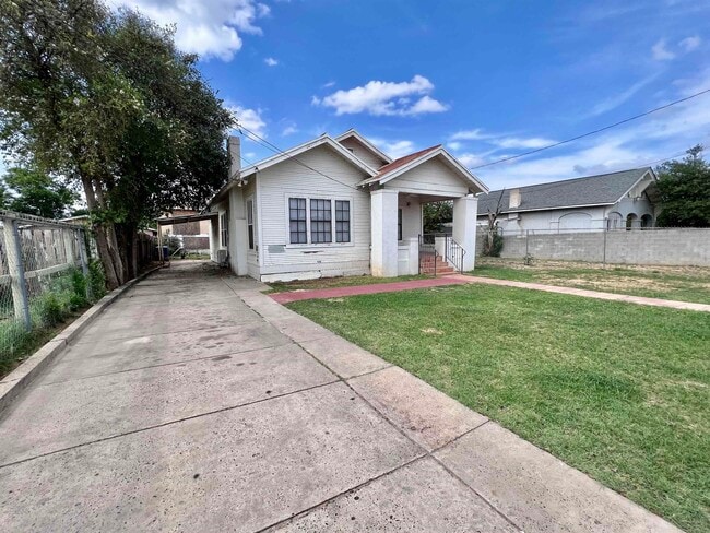 Photo - 2016 Rosario St