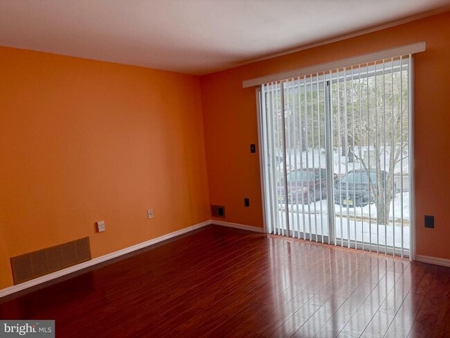 Photo - 14 Mimosa Ct