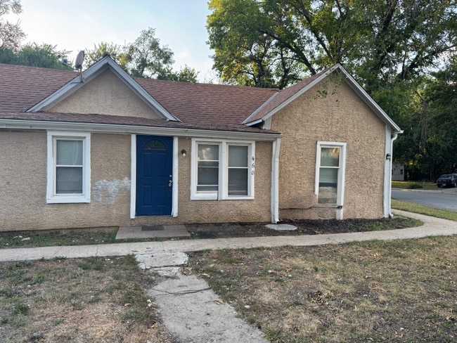 Building Photo - 460 N Lincoln St Rental