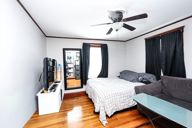 Photo - 65 Clifford St Unit 2