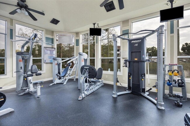 Photo - "Chic & Cozy Furnished 1-Bedroom Condo with Granite Charm and Poolside Relaxation in Bradenton!" Unidad 510