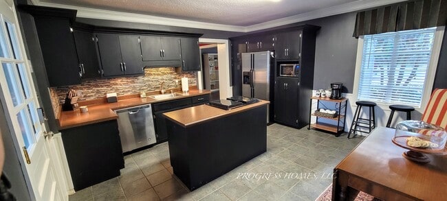 Photo - 402 Church St NE Unit 402 Church St NE Apt A