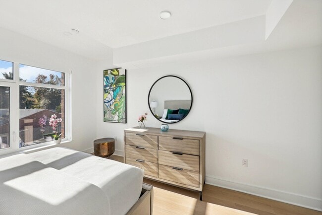 Photo - 14 Lincoln Pl Unit 205