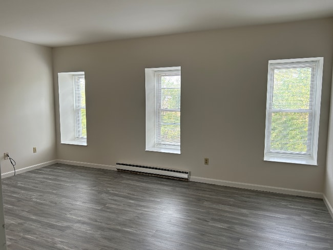 Photo - 42 E Pine St Unit Apt. 3