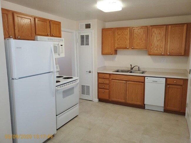 Photo - 1325 E Buena Ventura St Unit 1327