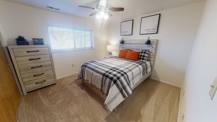 Photo - 336 Norbeck Ct