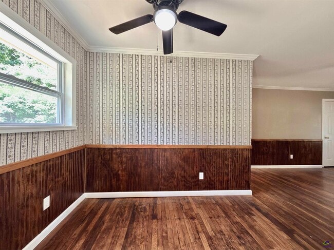 Photo - 111 Marilyn Dr