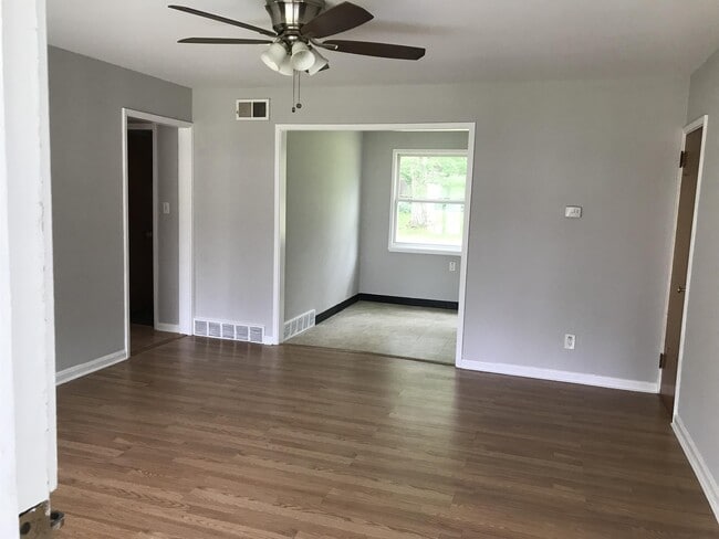 Photo - 263 S Bon Air Ave