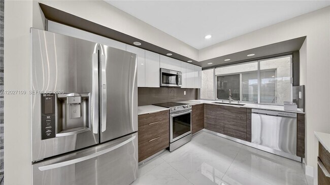 Photo - 9179 Fontainebleau Blvd Unit 9