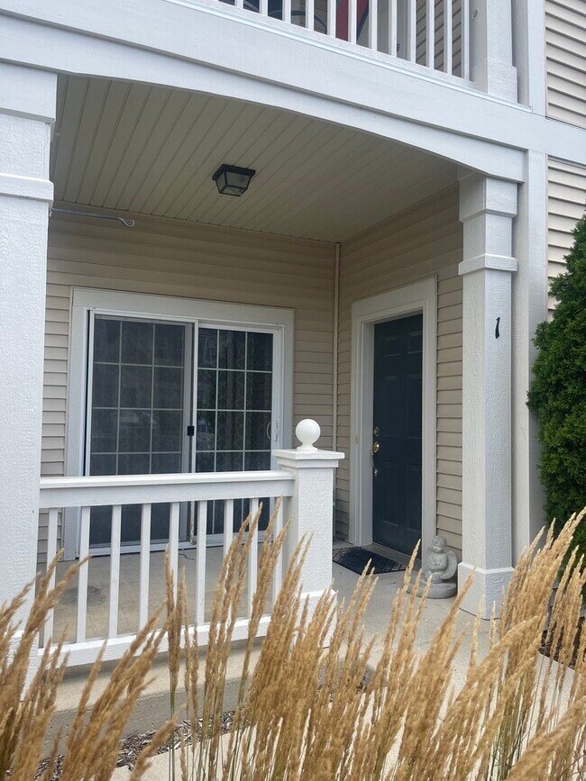 2250 Aurora Dr  