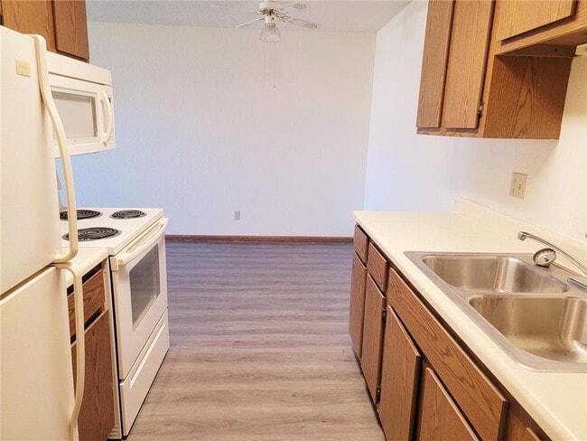 Photo - 11 Park St N Unidad 119