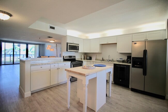 Photo - 355 S Ocean Dr Unit 304