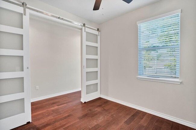 Photo - 5412 Golden Canary Ln