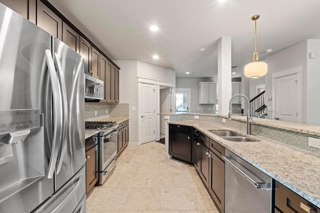 1810 Harvey St Unit A