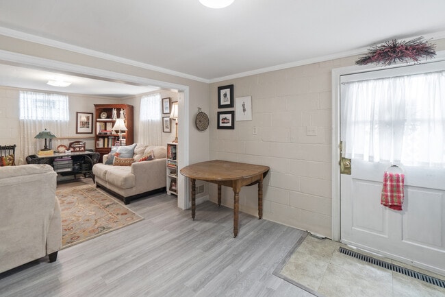 Photo - 504 E Patrick St Unit A