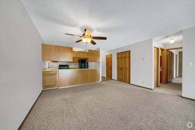 Building Photo - 925 30th Ave S Rental