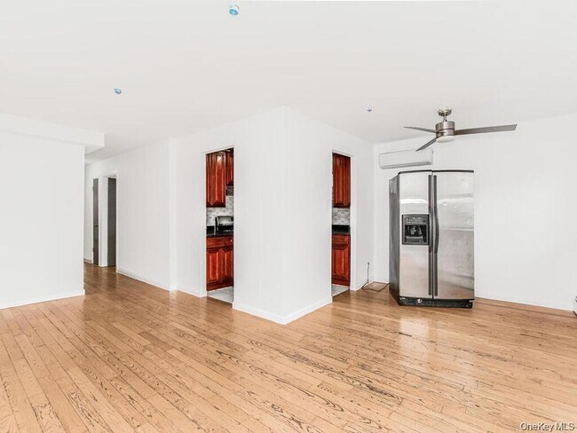 Photo - 661 Sagamore St Unidad 3M