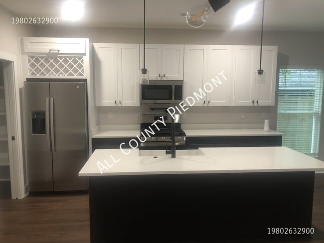 Photo - 3217 Credenza Rd