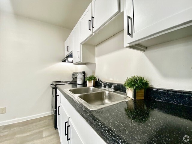 Building Photo - Mission at Mohave Rental