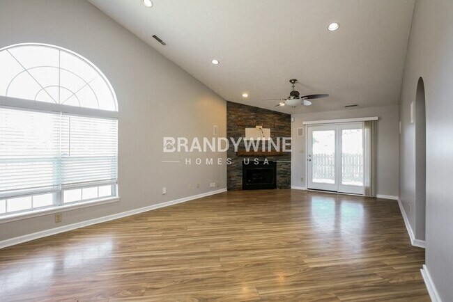 Photo - 6050 Countrybrook Rd