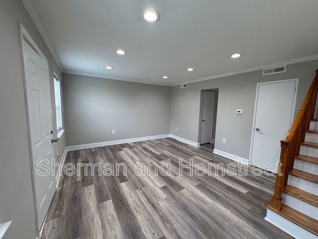 Photo - 2846 Walton Wy