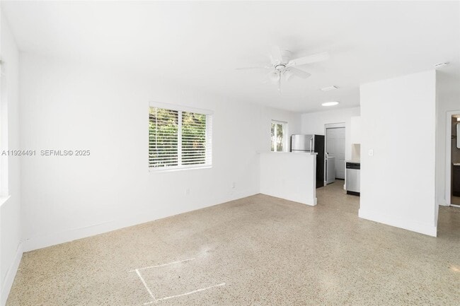 Photo - 3491 Shipping Ave Unit 3491