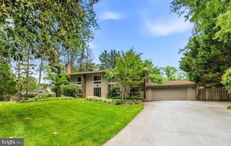 Photo - 8566 Brickyard Rd