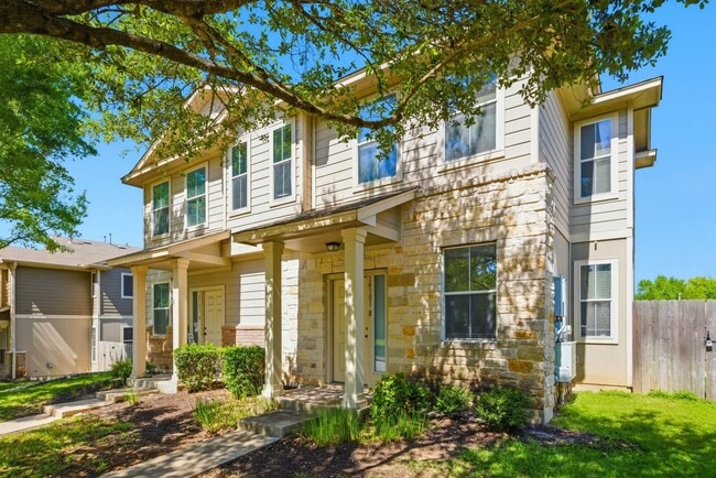 Building Photo - 14101 Harris Ridge Blvd Unit B