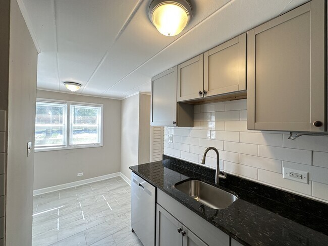 9630 Ivanhoe Ave Unit 2
