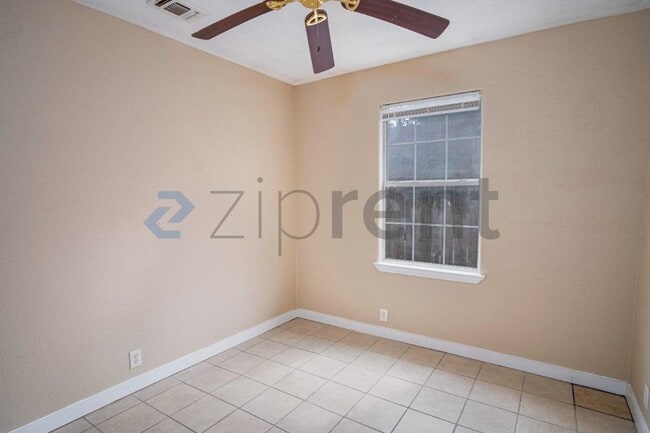 Photo - 717 N Colorado St