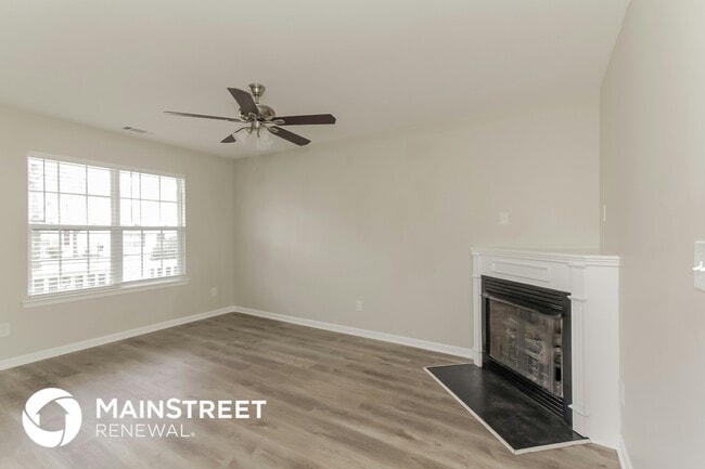 Photo - 5627 Henderson Oaks Dr