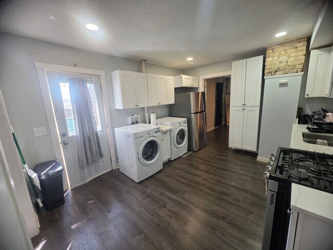 Photo - 626 NE Taylor St Unit 1