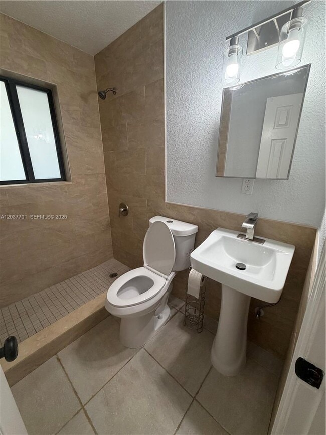 Photo - 4741 SW 3rd St Unit 0