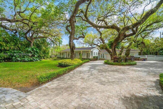 Photo - 1550 Taragona Dr