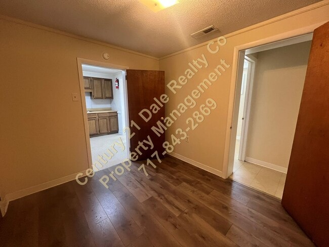 Photo - One Level Two bedroom home in York Suburban School District Unidad C